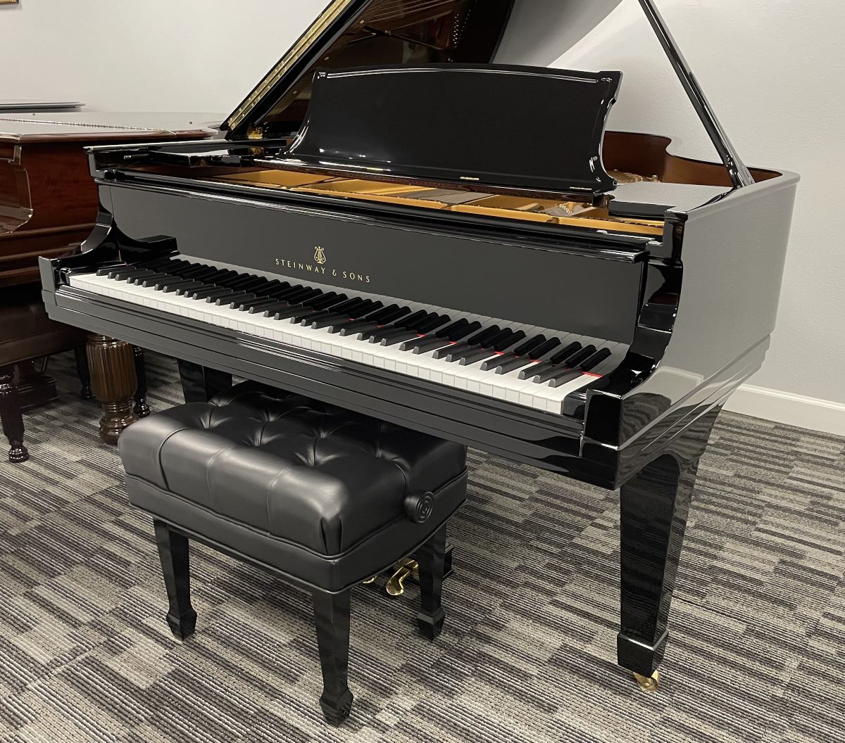 Steinway 6 1