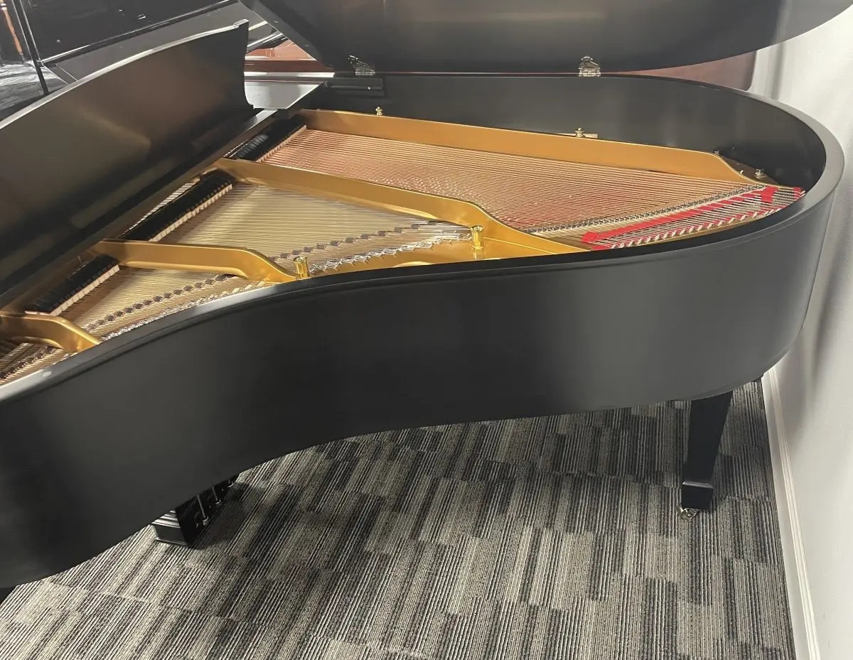 Steinway 5'10
