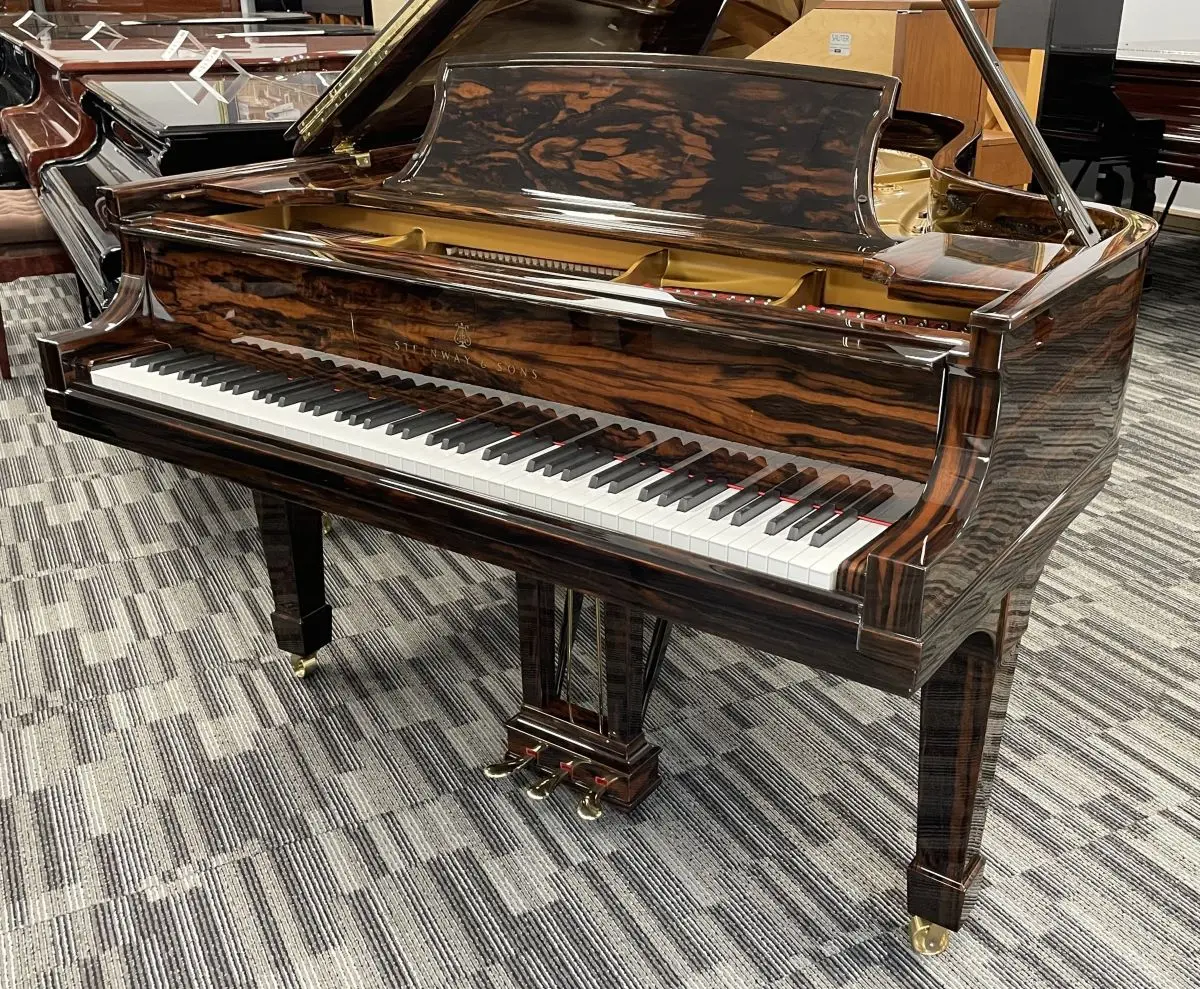 Steinway 6'11