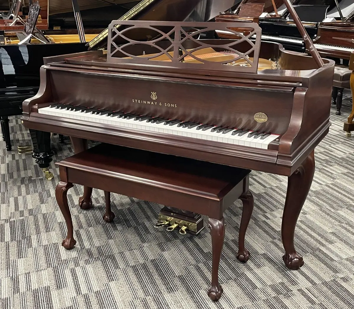 Steinway 5'7
